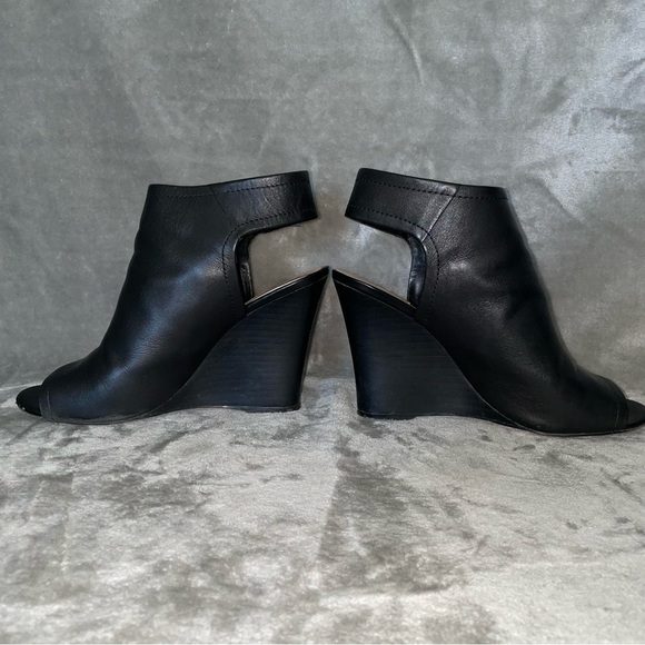 Aldo Joost Black Leather Wedge Open Toe Ankle Bootie Size 8.5 - Picture 2 of 11